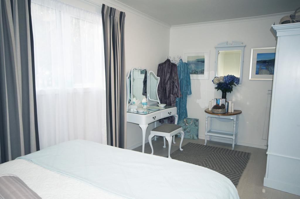 Castlewood Cottage Company Bay Екстериор снимка