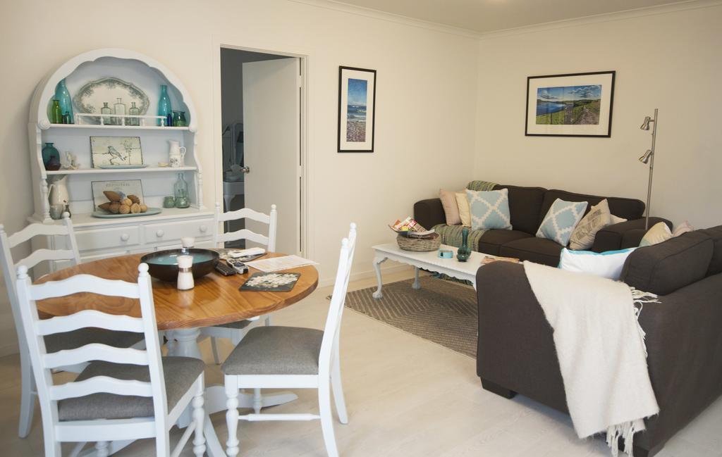 Castlewood Cottage Company Bay Екстериор снимка