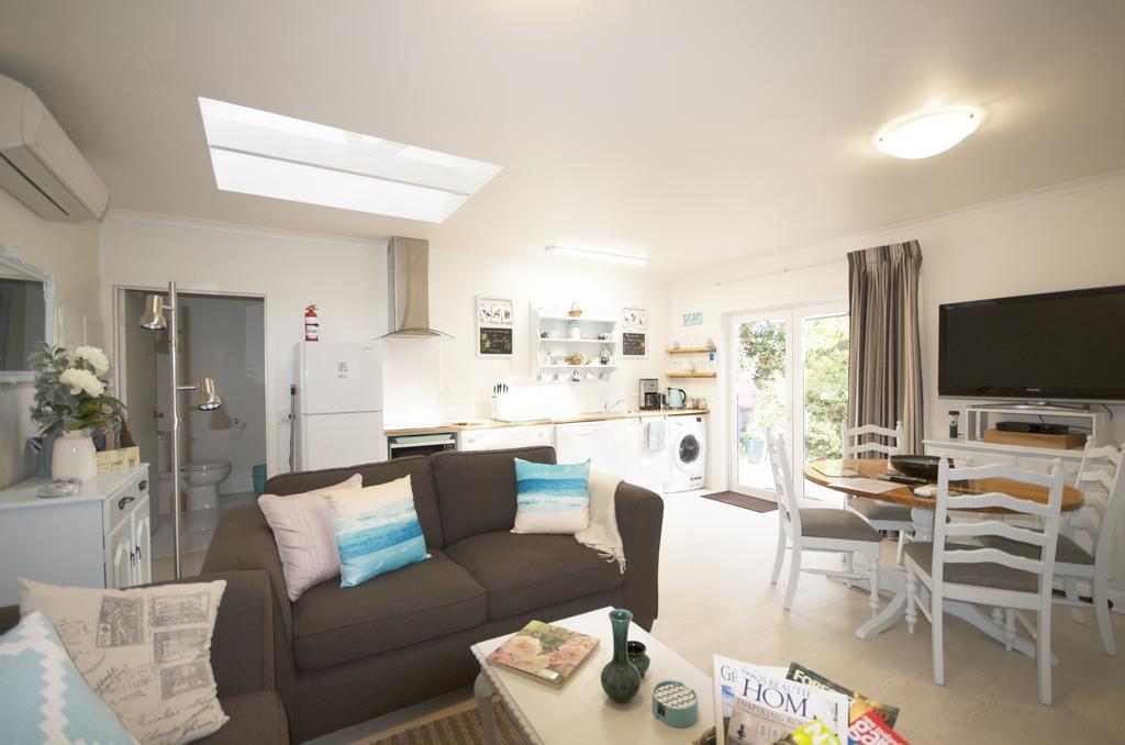 Castlewood Cottage Company Bay Екстериор снимка